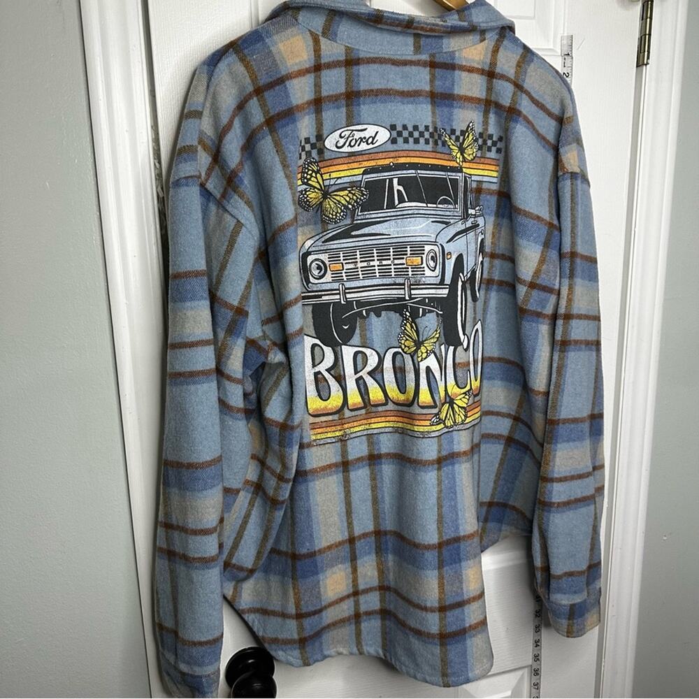 Ford Bronco Flannel |Vintage Bronco Back Detail | Music Festival Outfit plus XXL - Picture 6 of 9